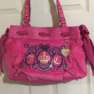 “Day Dreamer” Juicy Couture velvet purse